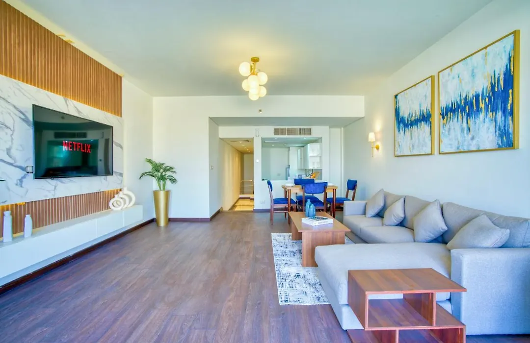 Lofts By Elegant Hospitality - Across Auc-1