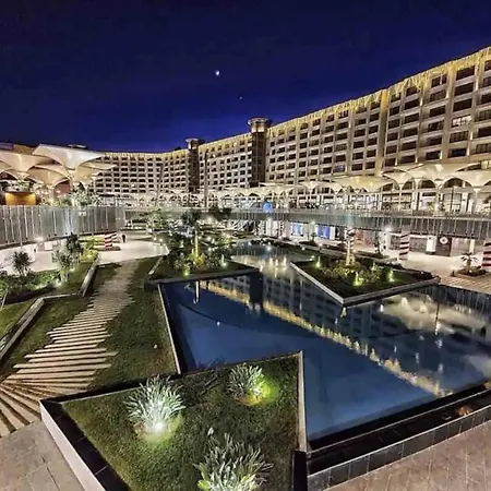 Lofts By Elegant Hospitality - Across Auc-2